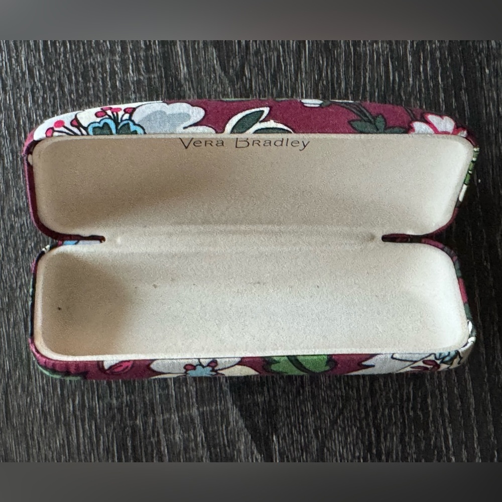 Vera Bradley Floral Boho Vibe Patterned, Hinged Hard ClamShell Sunglasses Case - Picture 4 of 4
